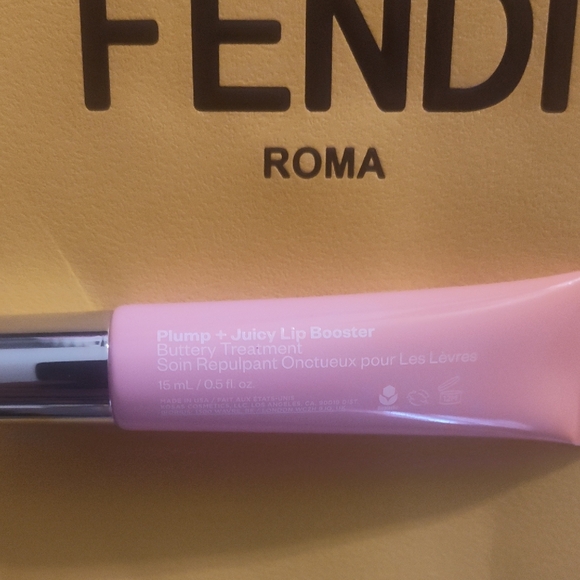 Kosas Soft Pink Lip Gloss Plumping Gloss - Picture 2 of 2